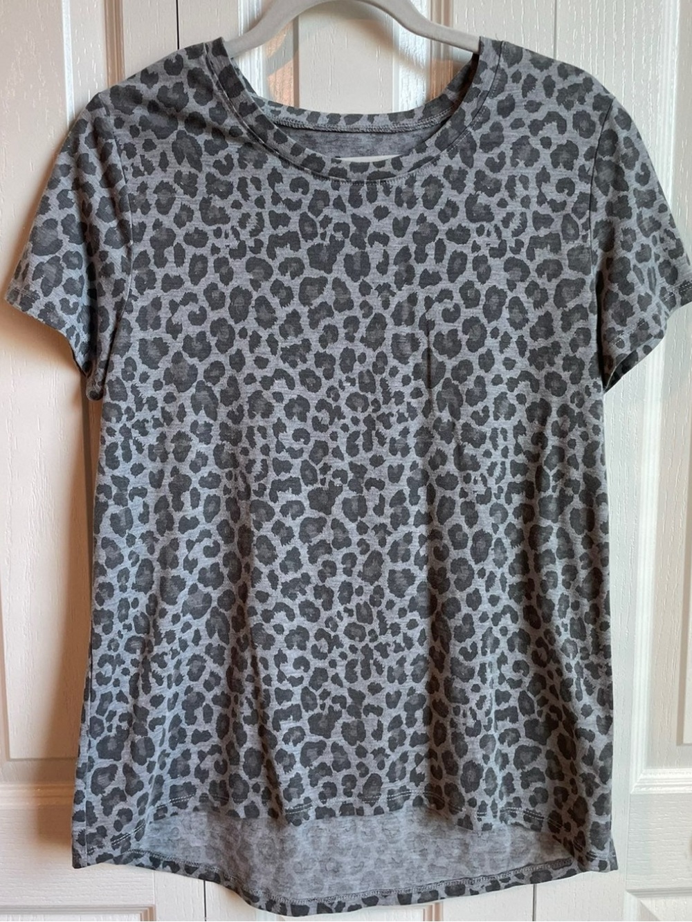 Zoe + Liv| T-shirt